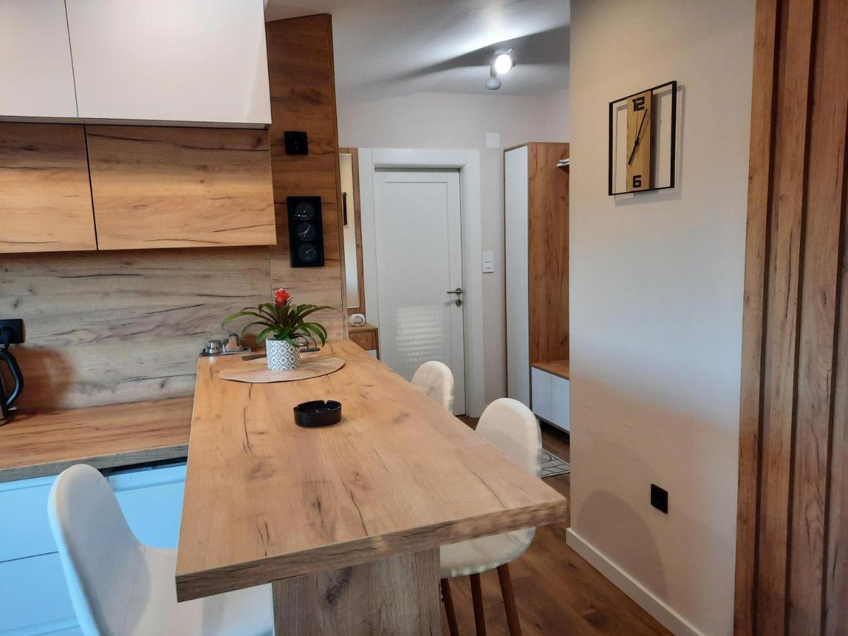 Dream Home, Free Garage * Nis